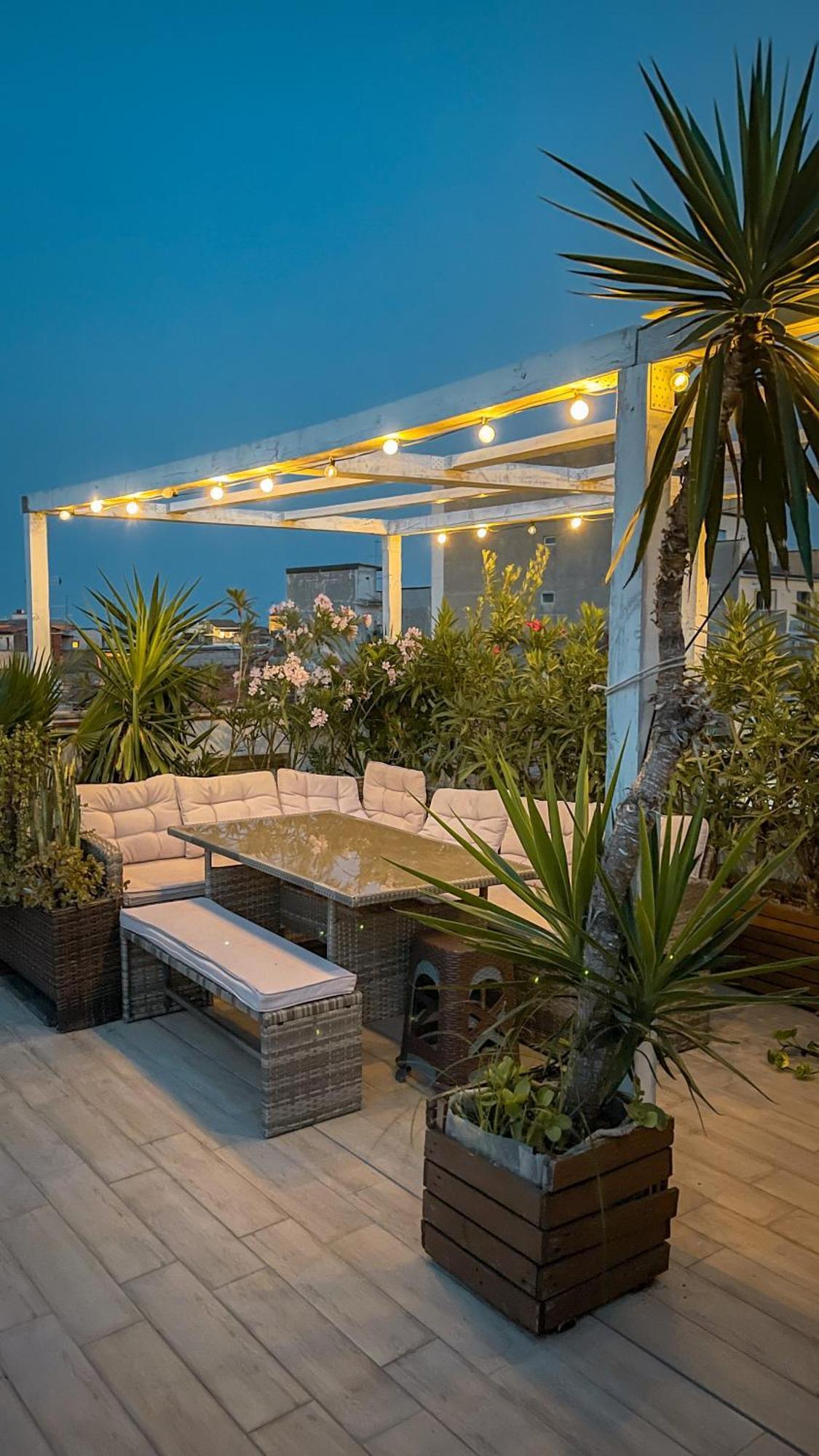 Follow The Sun Catania - Rooftop Terrace Bagian luar foto