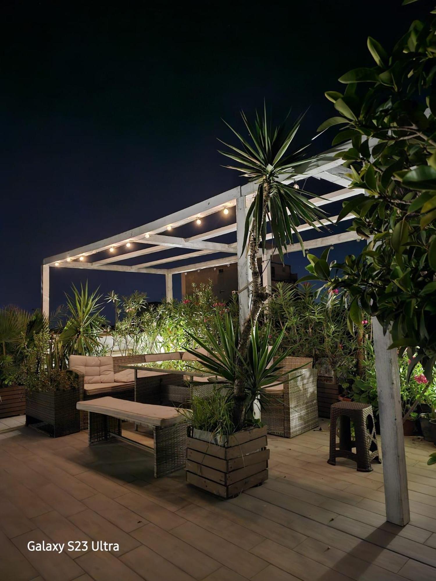 Follow The Sun Catania - Rooftop Terrace Bagian luar foto
